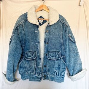 Vintage Weathered Blue Denim Sherpa Jean Jacket Size M